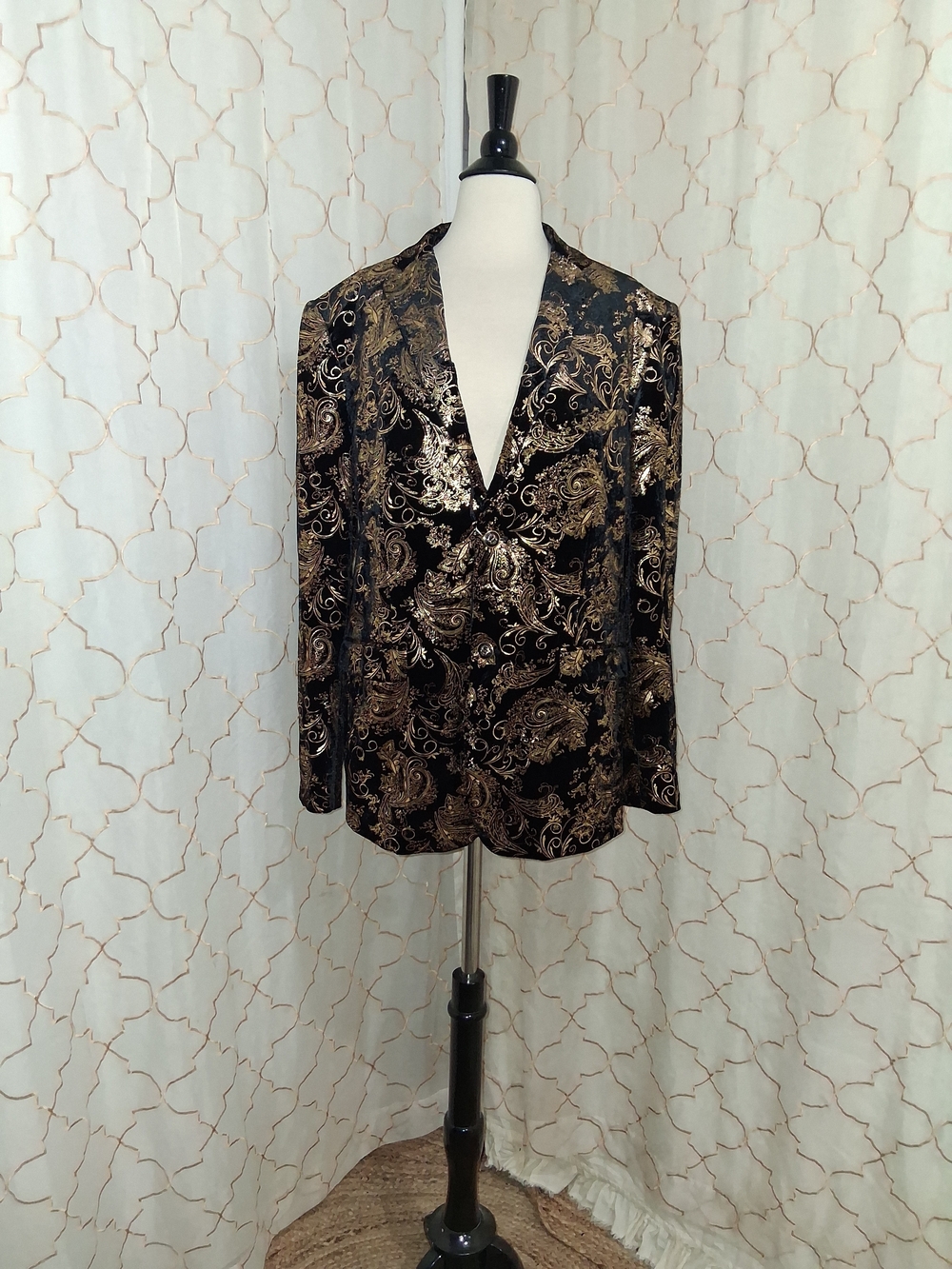 Jogal STYLE Black and Gold Paisley Velvet Blazer - Women's Jacket